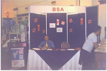 Stand 03                                          